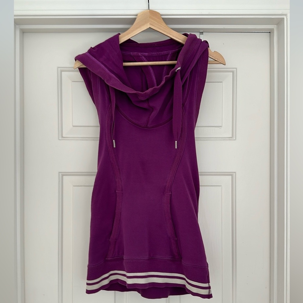 Lululemon Athletica Work out Vest. Plum - Sz. 4